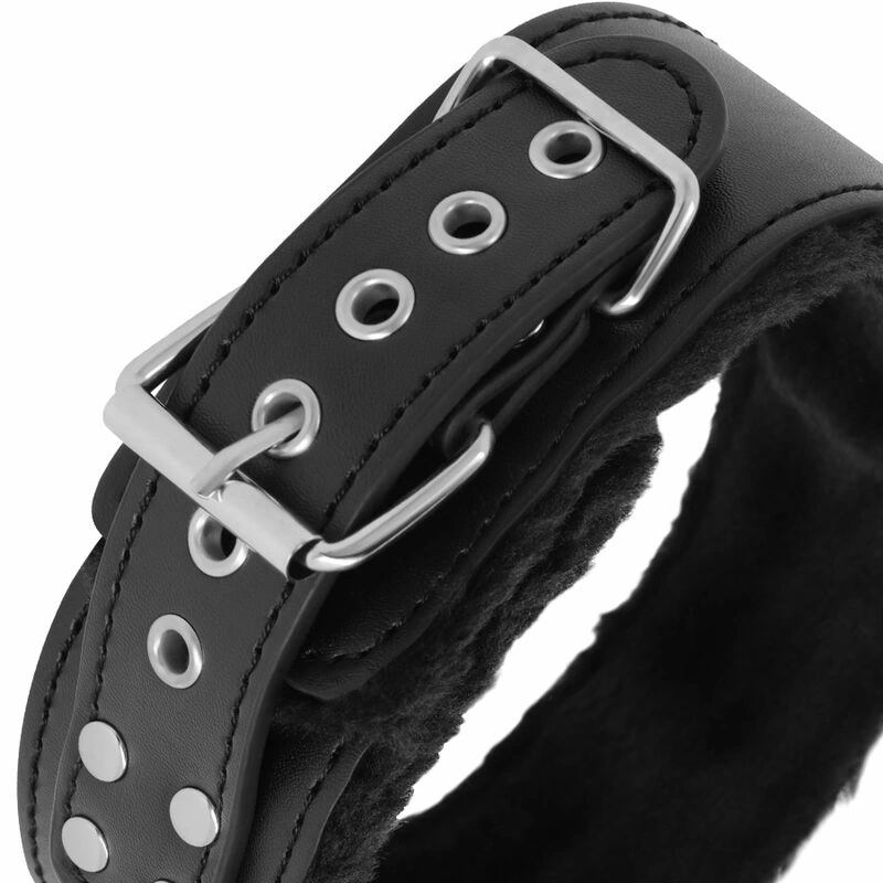Darkness Lined Adjustable Collar with Titanium Chain Black