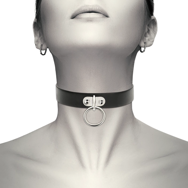 Coquette Chic Desire Vegan Leather Adjustable Collar - Elegant Accessory 43cm