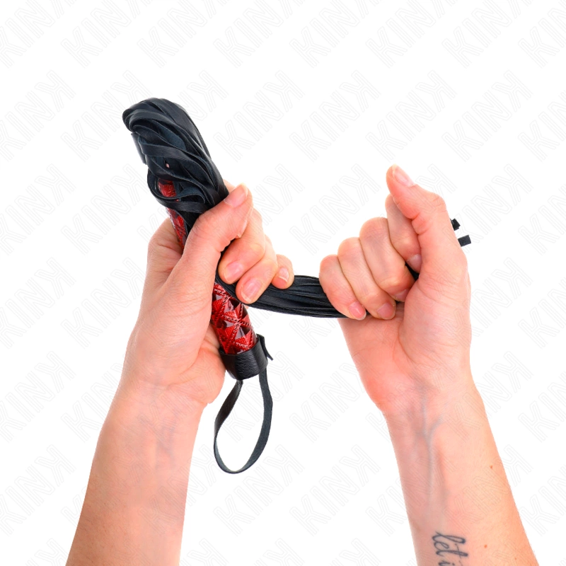 KINK Diamond Pattern Whip 40 cm - Elegant Faux Leather Impact Tool