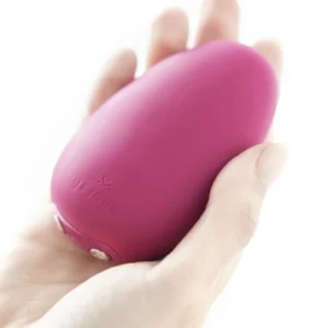 Je Joue Mimi Soft Rechargeable Vibrating Massager Fuchsia Silicone