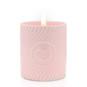 HighOnLove Pink Massage Candle Strawberries & Champagne 120ml