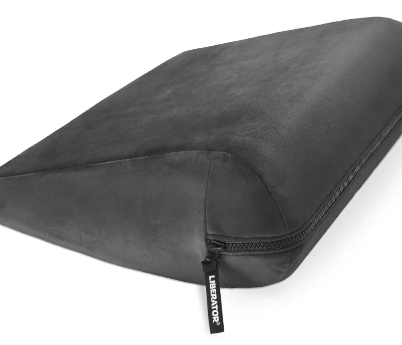 Liberator Jaz Ergonomic Wedge Pillow, Removable Cover, 48x35.5x18cm, Black