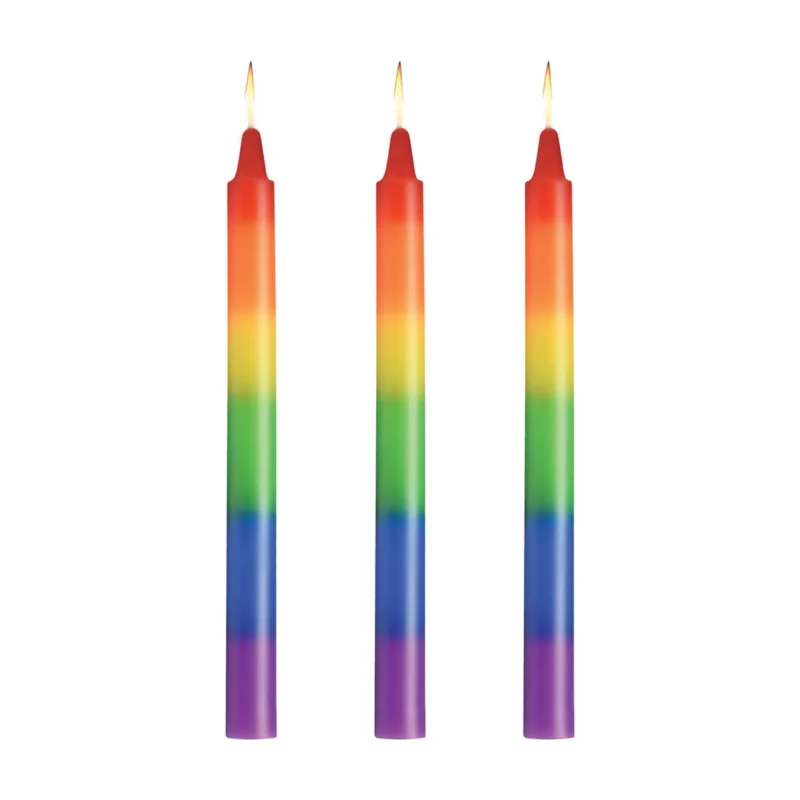 Pride žvakių vaivorykštės lašelių rinkinys – 3 bekvapės įvairiaspalvės sojų vaško žvakės
