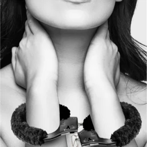 Pipedream Beginner Furry Handcuffs Soft Lined Adjustable Silver-Black